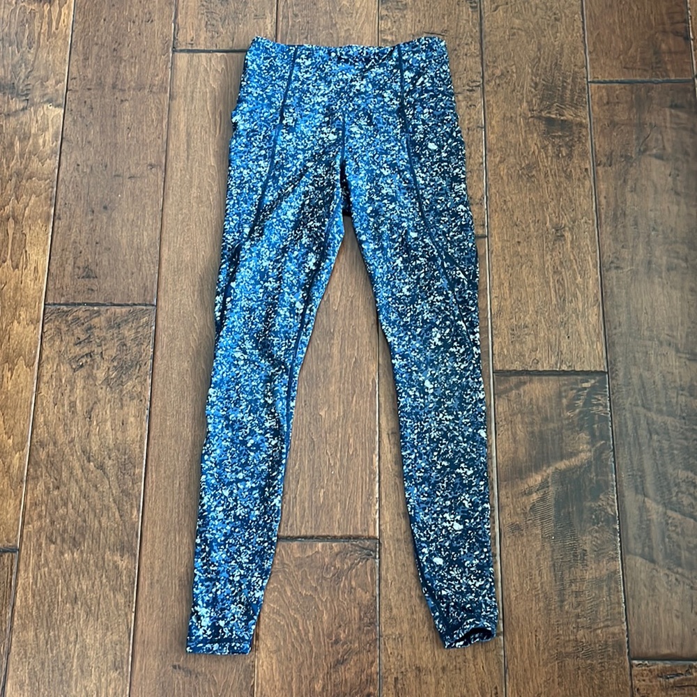 Athleta leggings.